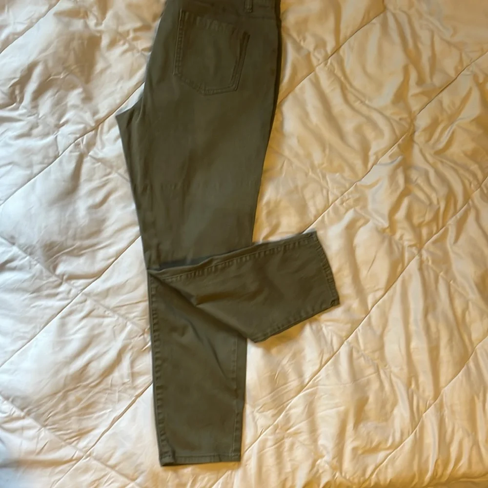 DAILY MIDRISE/ STRETCH SKINNY ANKEL GRAZERS SLACKS - Picture 2 of 3
